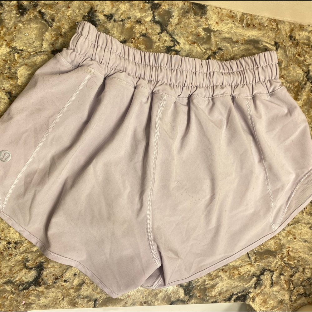 Lululemon Hotty Hot Low-Rise Lined Short 2.5” Size 0 Pastel Blue